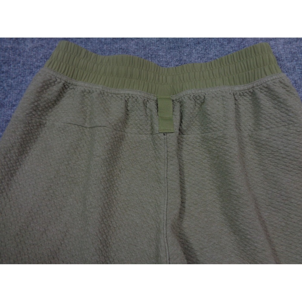 Lululemon Shorts Mens S Green At Ease 7 in Inseam Unlined - Picture 4 of 9
